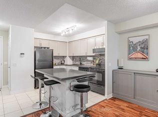 55 Strathaven Dr #1803, Mississauga, ON L5R 4G9