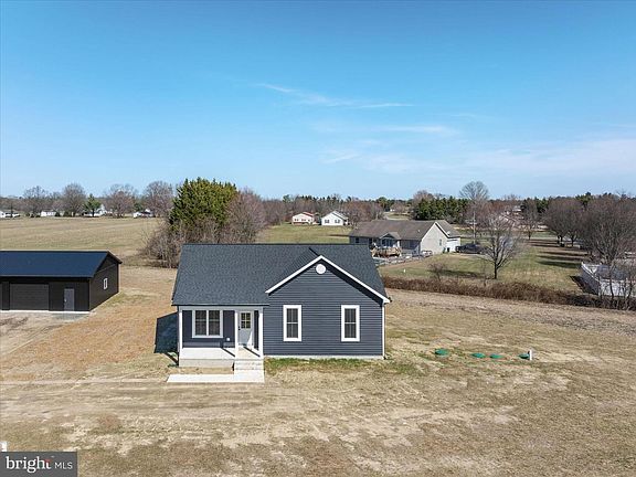 3rd image of 11473 Holly Rd