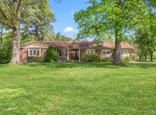 11608 Rossmoor Ln, Saint Louis, MO