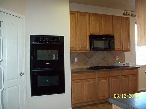 2nd image of 5420 Sandoval Dr NE