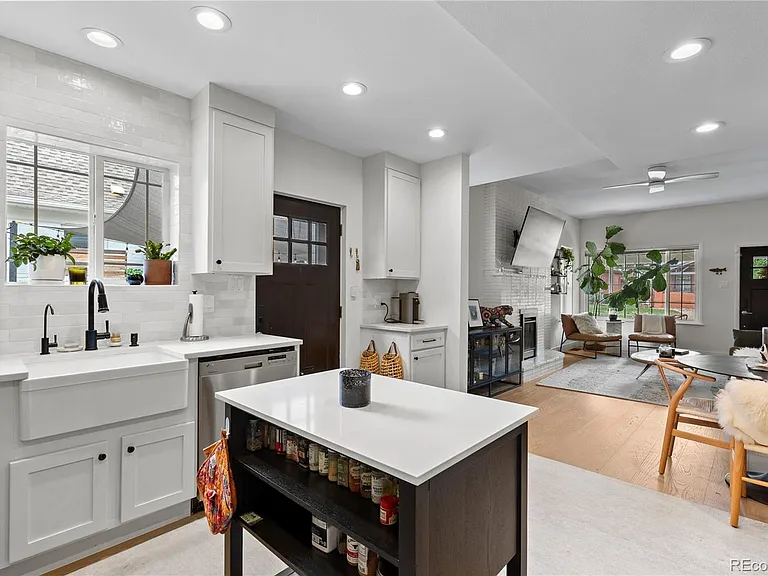 1584 S Sherman St — Photo 19