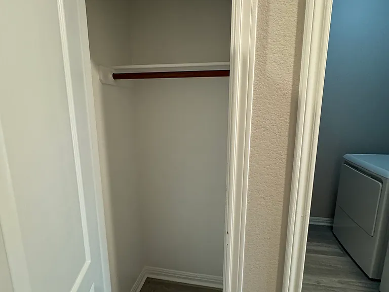 3200 Pinnacle Cv #B — Photo 19