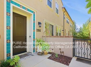 208 El Paseo, Lake Forest, CA 92610