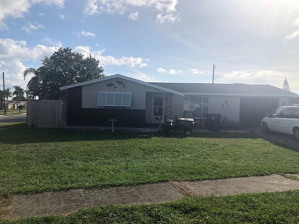 1st image of 5202 Sandalwood Dr