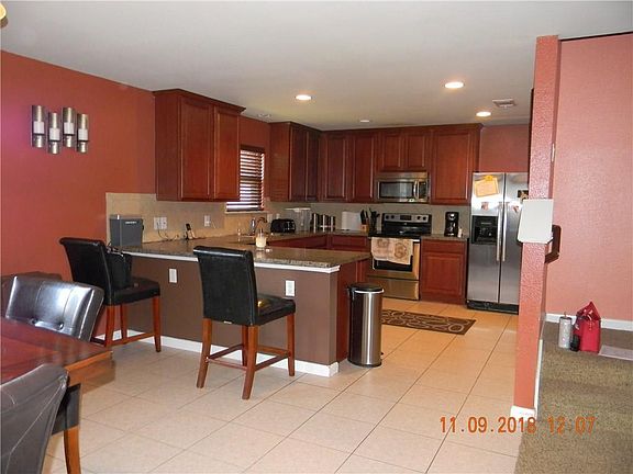 4th image of 9129 Sun Haven Way