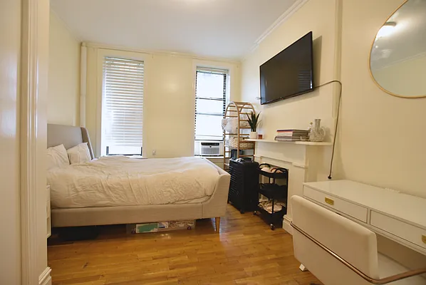Rented by Compass | media 5