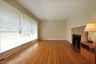 2nd image of 1503 Millbrook St SE