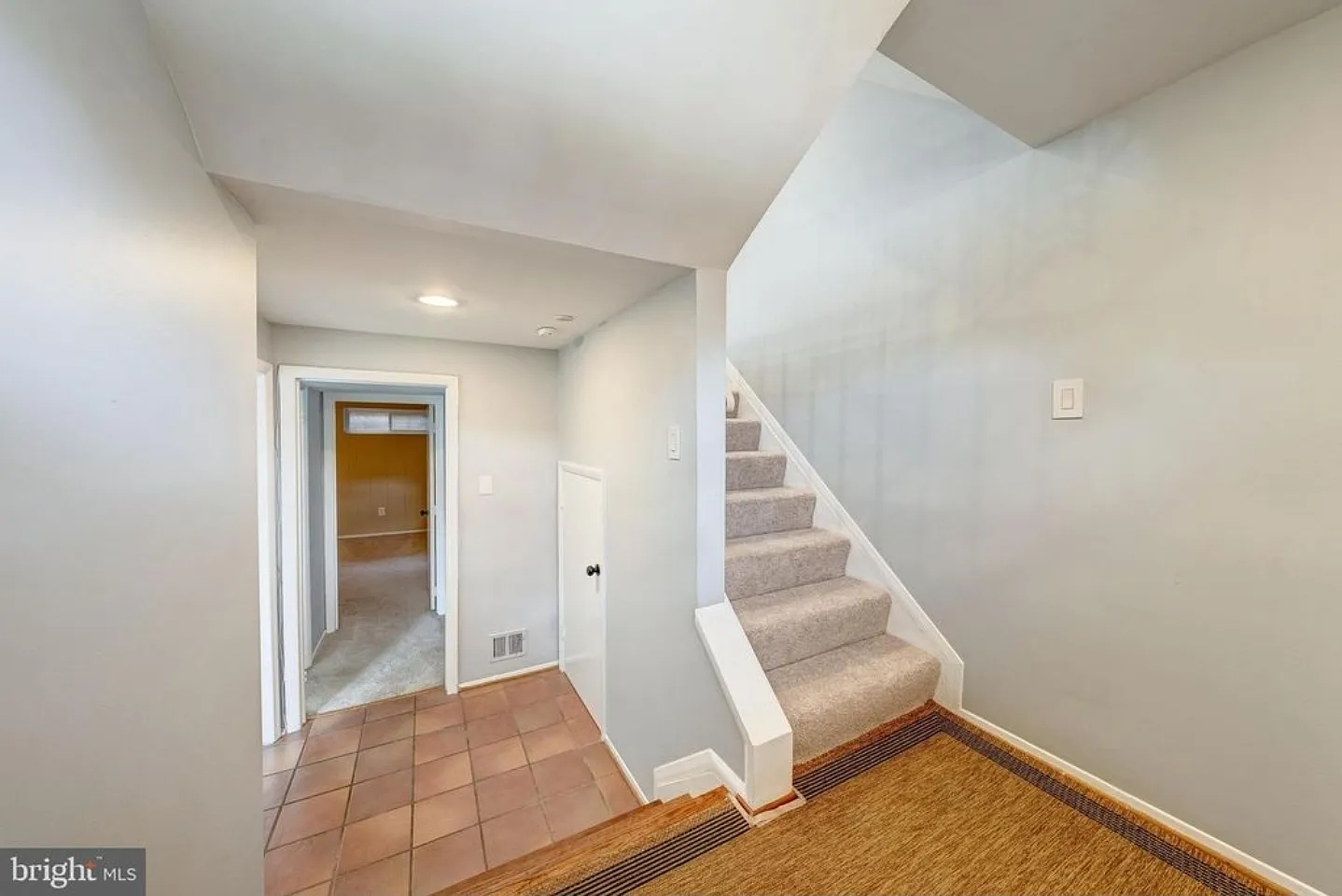 1 bed, 2112 sqft, $1,500 — Photo 1