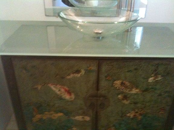 ANTIQUE CONSOLE InGuest bath