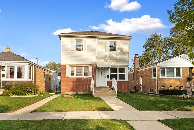 1st image of 2507 Oak St