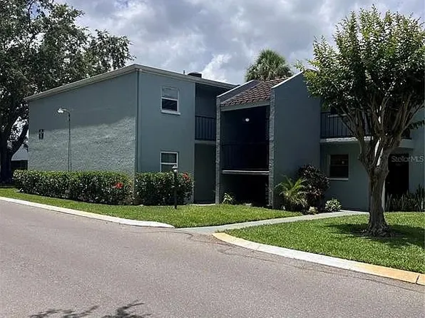 2850 Somerset Park Dr APT 203, Tampa, FL 33613