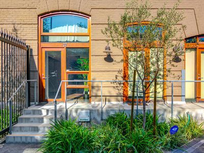 940 E 2nd St APT 37, Los Angeles, CA, 90012