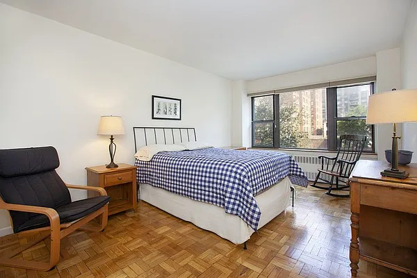 Sold by Kleier Residential | media 8