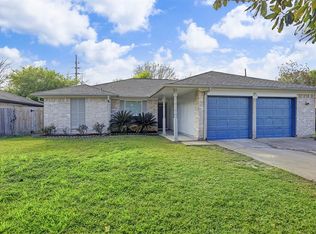 7130 Camino Verde Dr, Houston, TX 77083