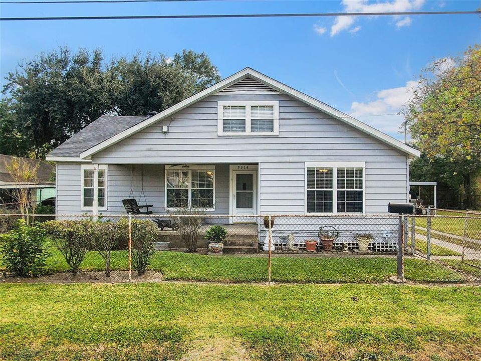 1st image of 9314 E Avenue L