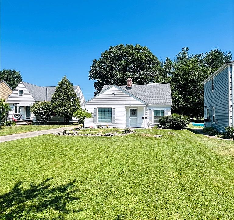 1st image of 7179 Parma Park Blvd