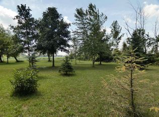 210 Trout Creek Dr #8, Oneida, WI 54155