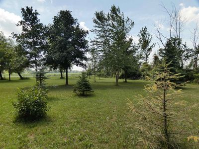 210 Trout Creek Dr #8, Oneida, WI, 54155