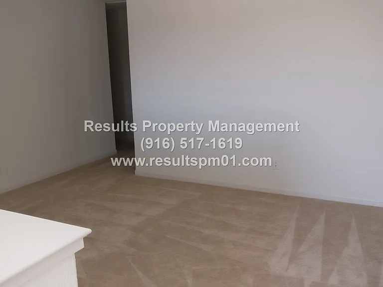 4329 Gentry Way — Photo 27