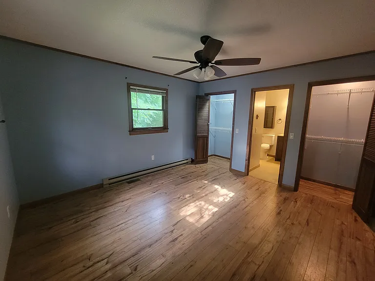 11 Crystalwood Ln — Photo 12