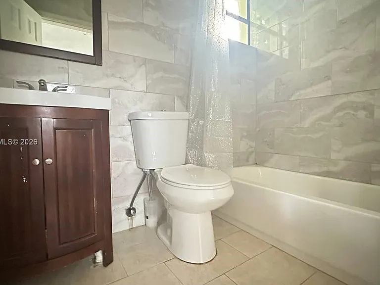 320 SW 29th Rd #COTTAGE — Photo 23
