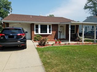 225 Burnside Dr, Tonawanda, NY 14150