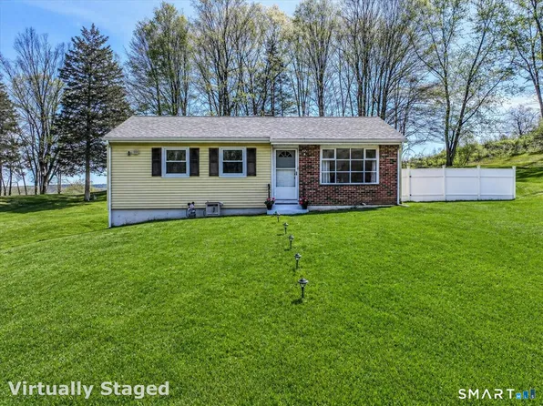 115 Wynwood Drive, New Milford, CT 06776