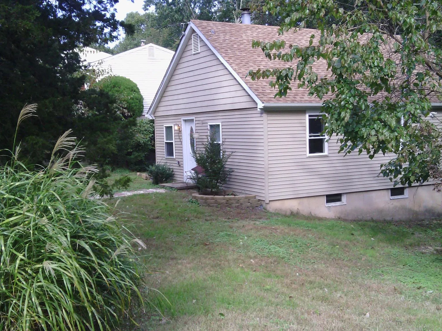 2 bed, 600 sqft, $2,200 — Photo 2