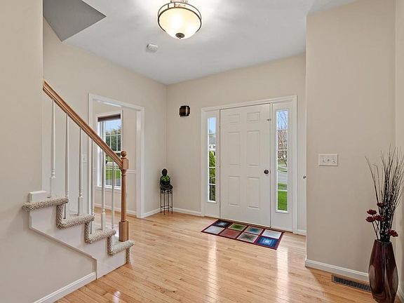 5th image of 43 Shire Way