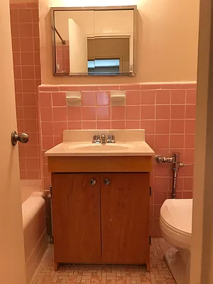 Rented by Kew Forest Realty Inc | media 1