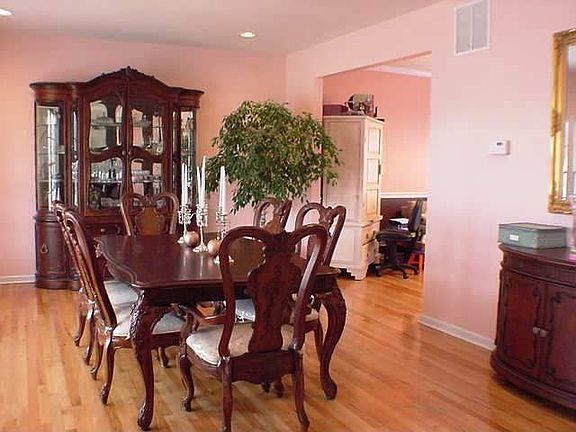 What a lovely room! Look at the floors!