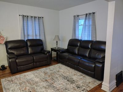 711 N Chestnut St, Lansing, MI, 48906