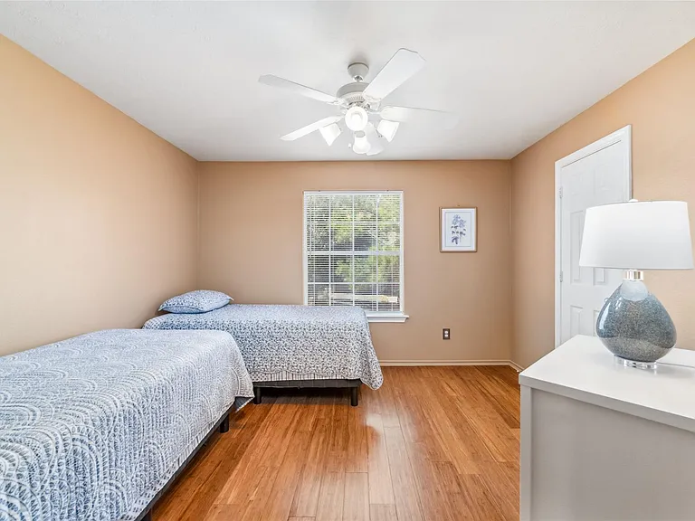 203 W Stedhill Loop — Photo 33