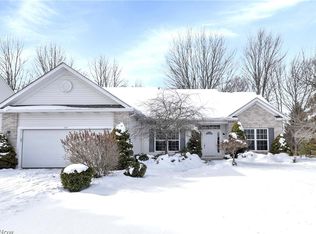 578 Brennans Ct, Avon Lake, OH 44012