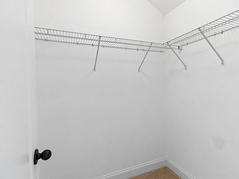 368 Exeter Dr — Photo 38