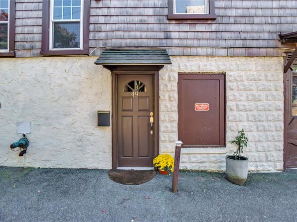 49 Maple Ave