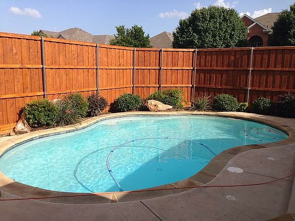 2nd image of 821 Idlewood Dr
