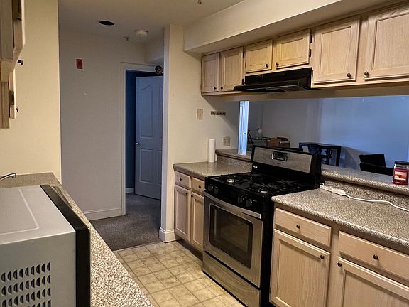 3rd image of 2409 Waters Edge Dr #2409