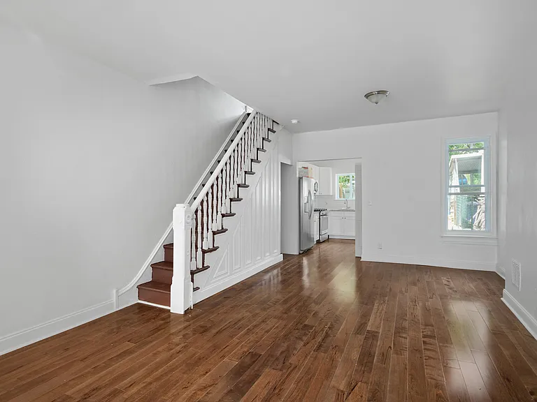 125 Ripka St — Photo 10