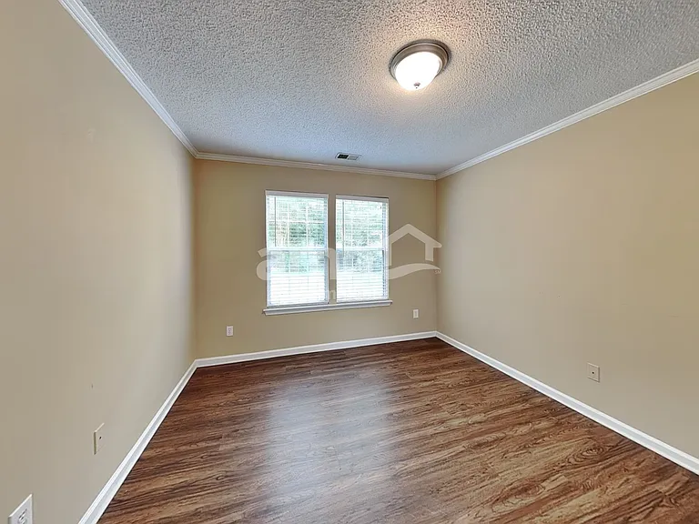 12719 Diamond Dr — Photo 6