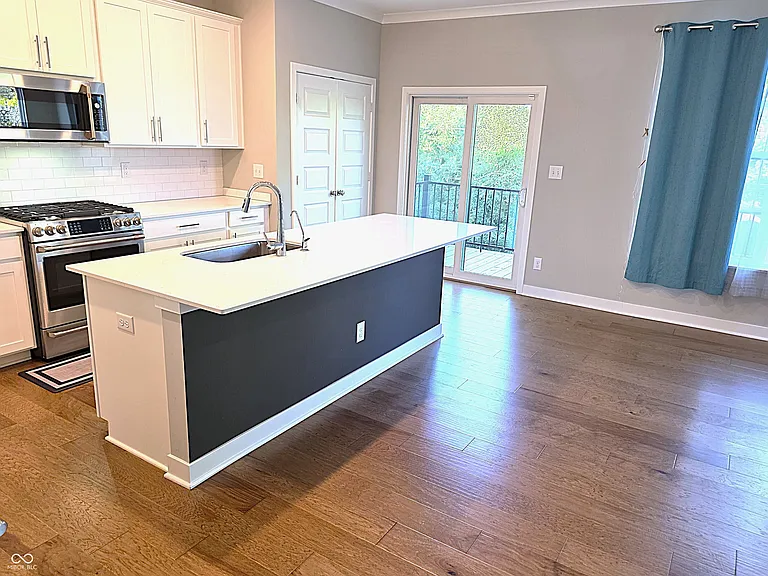 11596 Fulham St — Photo 25