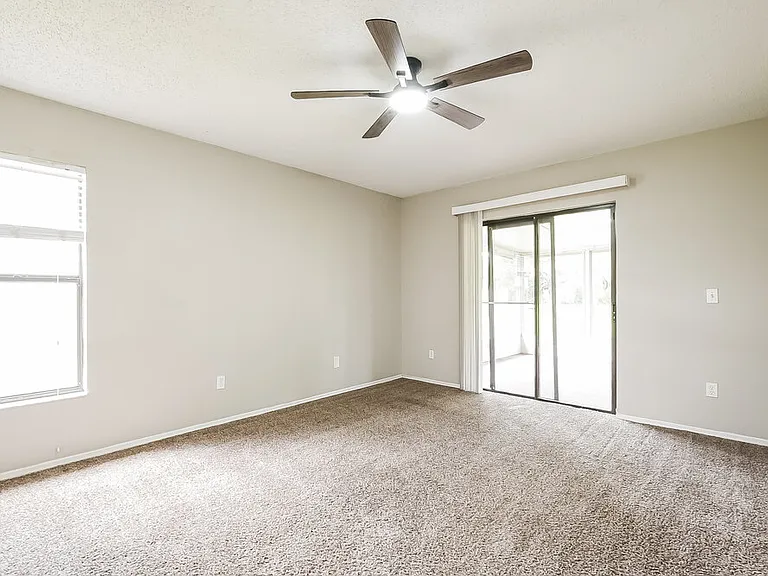 825 Virginia Woods Ln — Photo 10