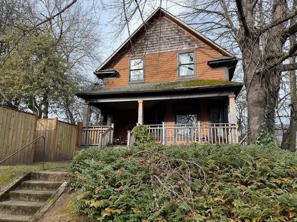 2003 N Willamette Blvd, Portland, OR 97217