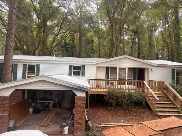 2193 Pineland Dr, Tallahassee, FL 32317