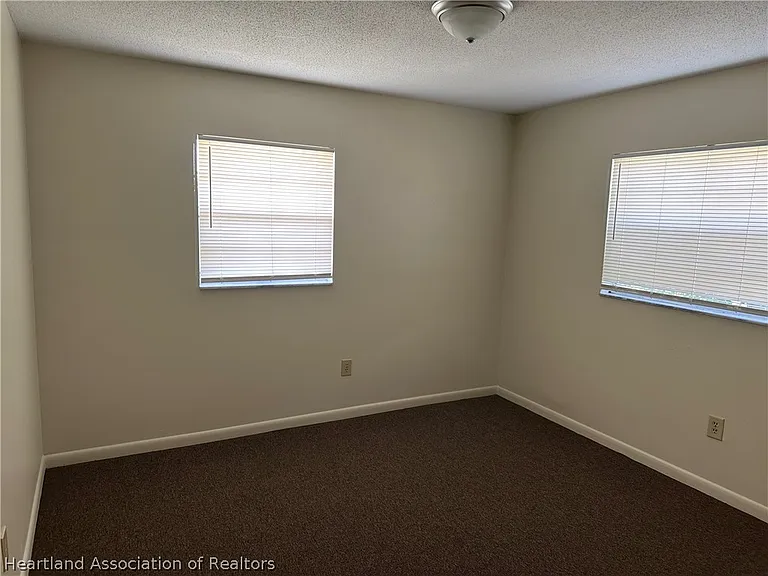 7422 Valencia Rd — Photo 16
