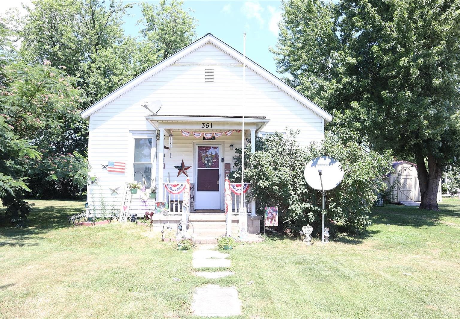 351 Washington St, Roodhouse, IL 62082 MLS 23045779 Zillow