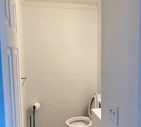 1st Floor 1/2 Half Bath