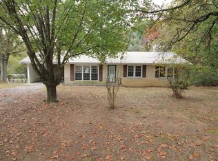 1010 Washington St, Collinwood, TN 38450