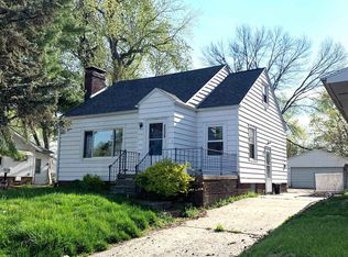 2338 S 6th St, Springfield, IL 62703