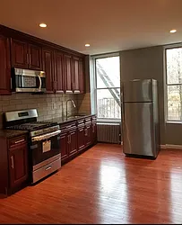 Rented by Dyer Estate Mgmt